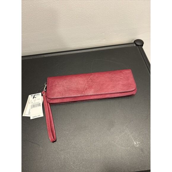 Wilsons Leather Handbags - NWT Wilsons Leather Red Wristlet Clutch Purse